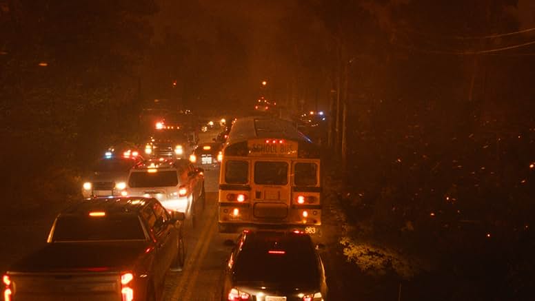 mv5bnzuxzdnlnjatntazmc00ywjhlthjntmtndq3ztnloge5nzqzxkeyxkfqcgc._v1_ql75_ux776_